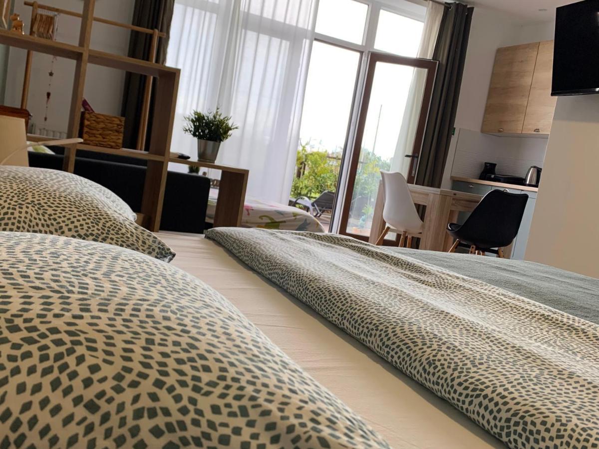 Noar Enjoy Your Stay Oresje Екстериор снимка